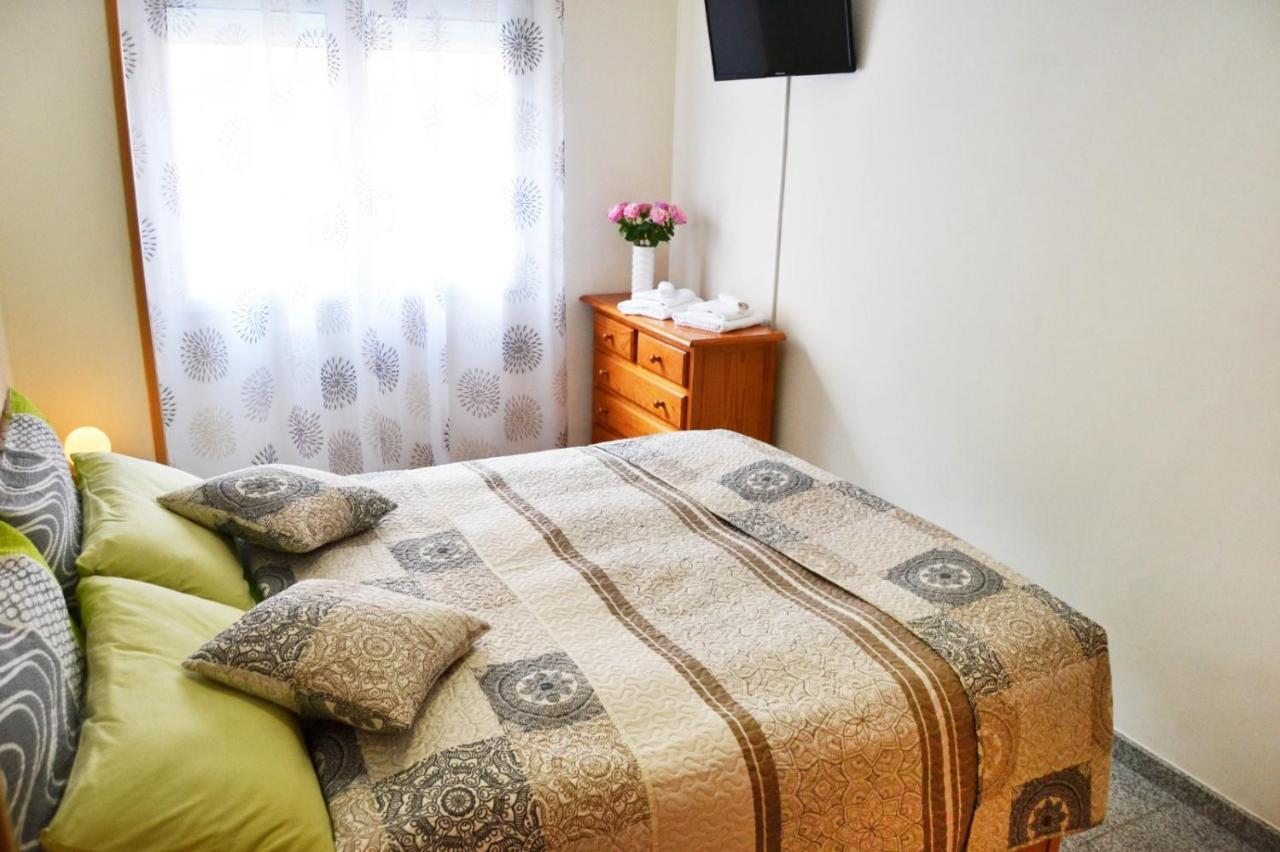 Sant Pere 139 Apartments เอลกัมเปโญ ภายนอก รูปภาพ